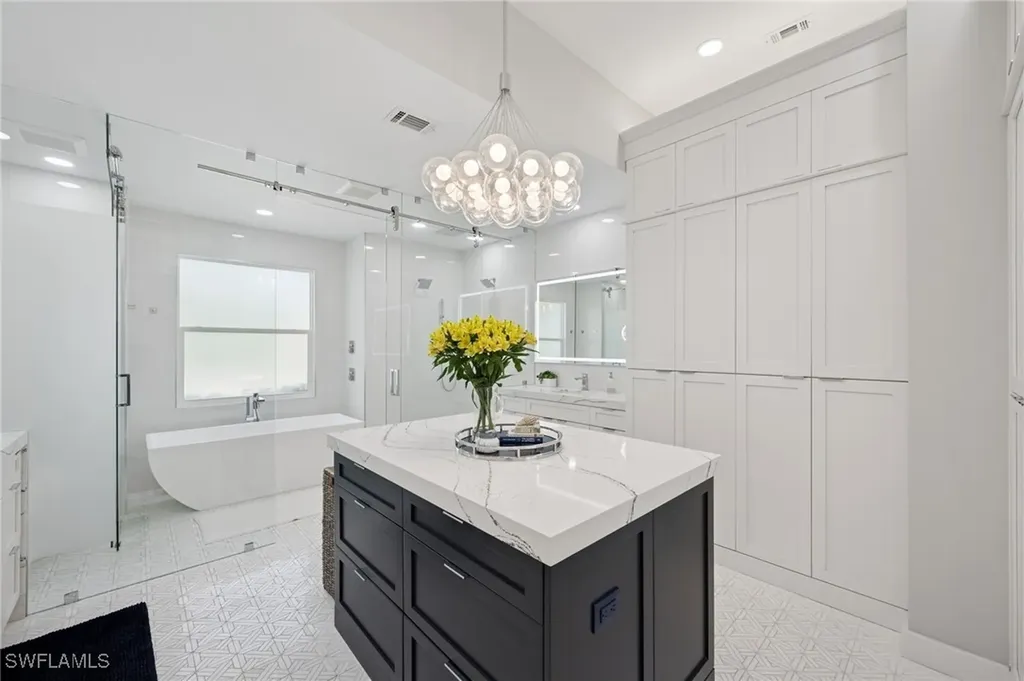 8133 Ronda Court Naples FL 34109