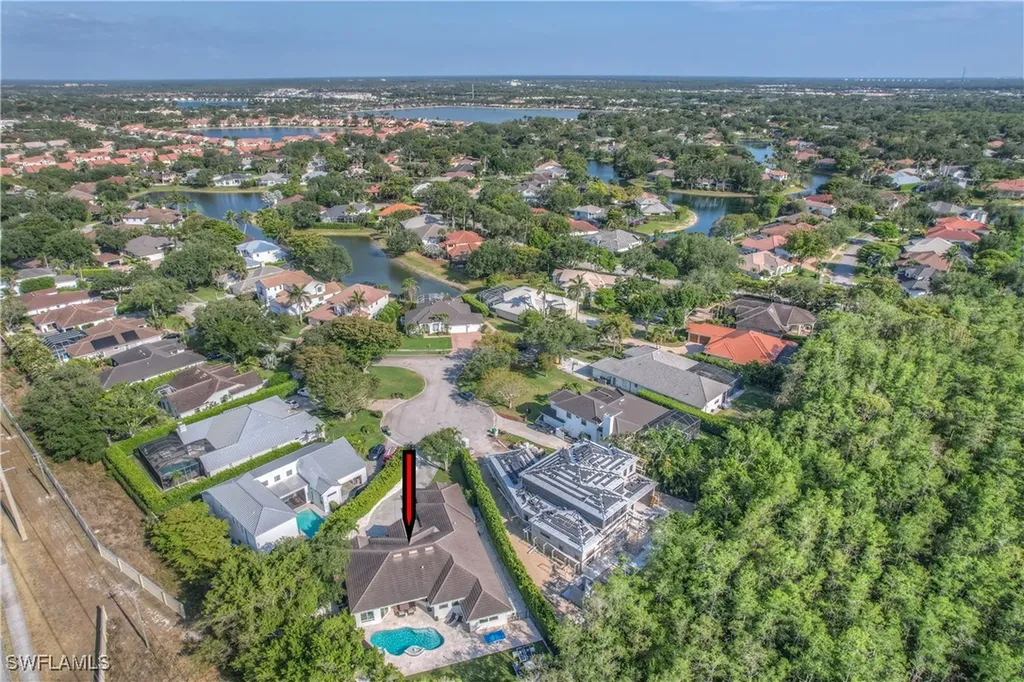 8133 Ronda Court Naples FL 34109