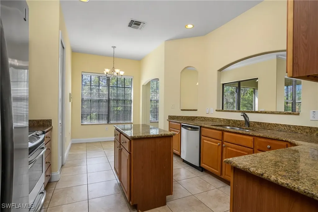 1275 Strada Milan Drive Naples FL 34105