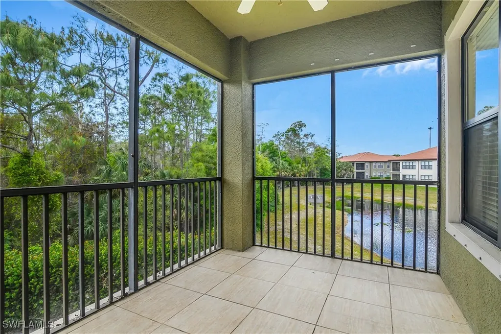 1275 Strada Milan Drive Naples FL 34105