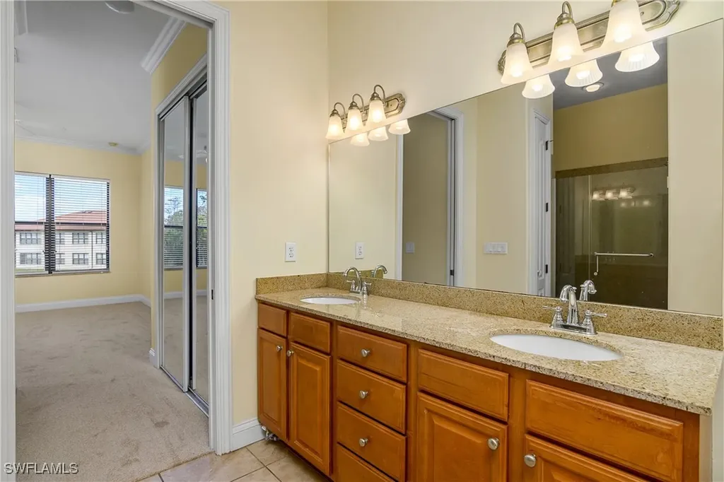 1275 Strada Milan Drive Naples FL 34105