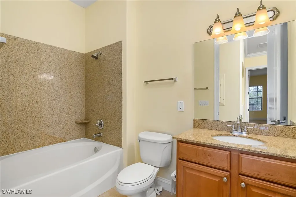 1275 Strada Milan Drive Naples FL 34105