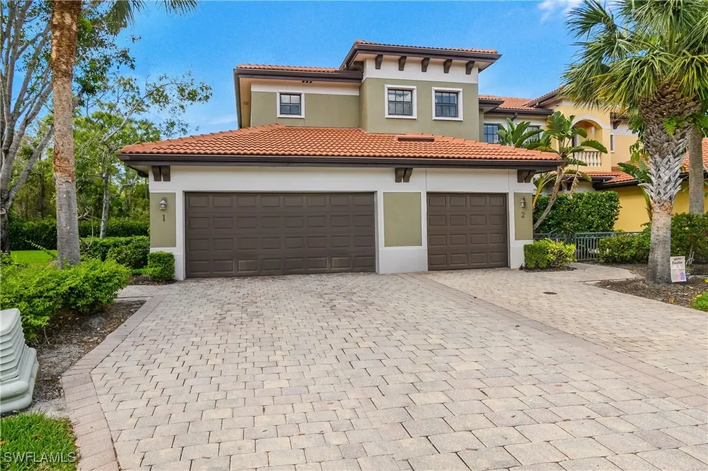 1275 Strada Milan Drive Naples FL 34105