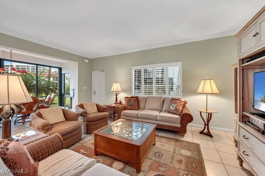 2202 Gulf Shore Boulevard N Naples FL 34102