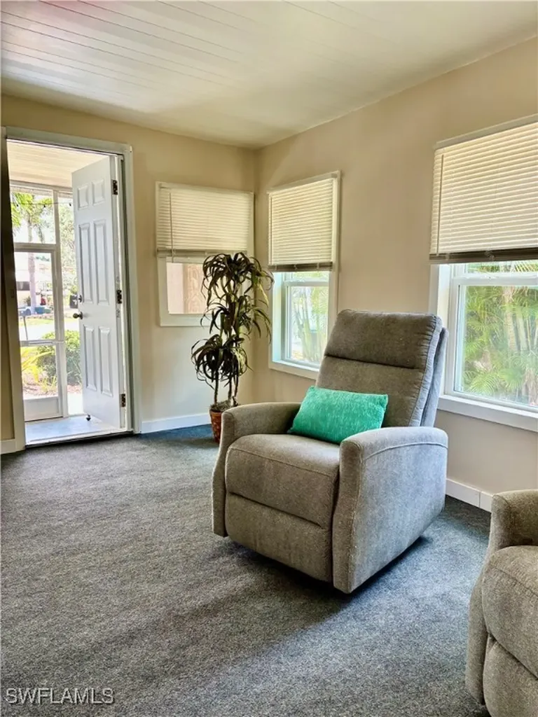 211 Shrub Lane N North Fort Myers FL 33917