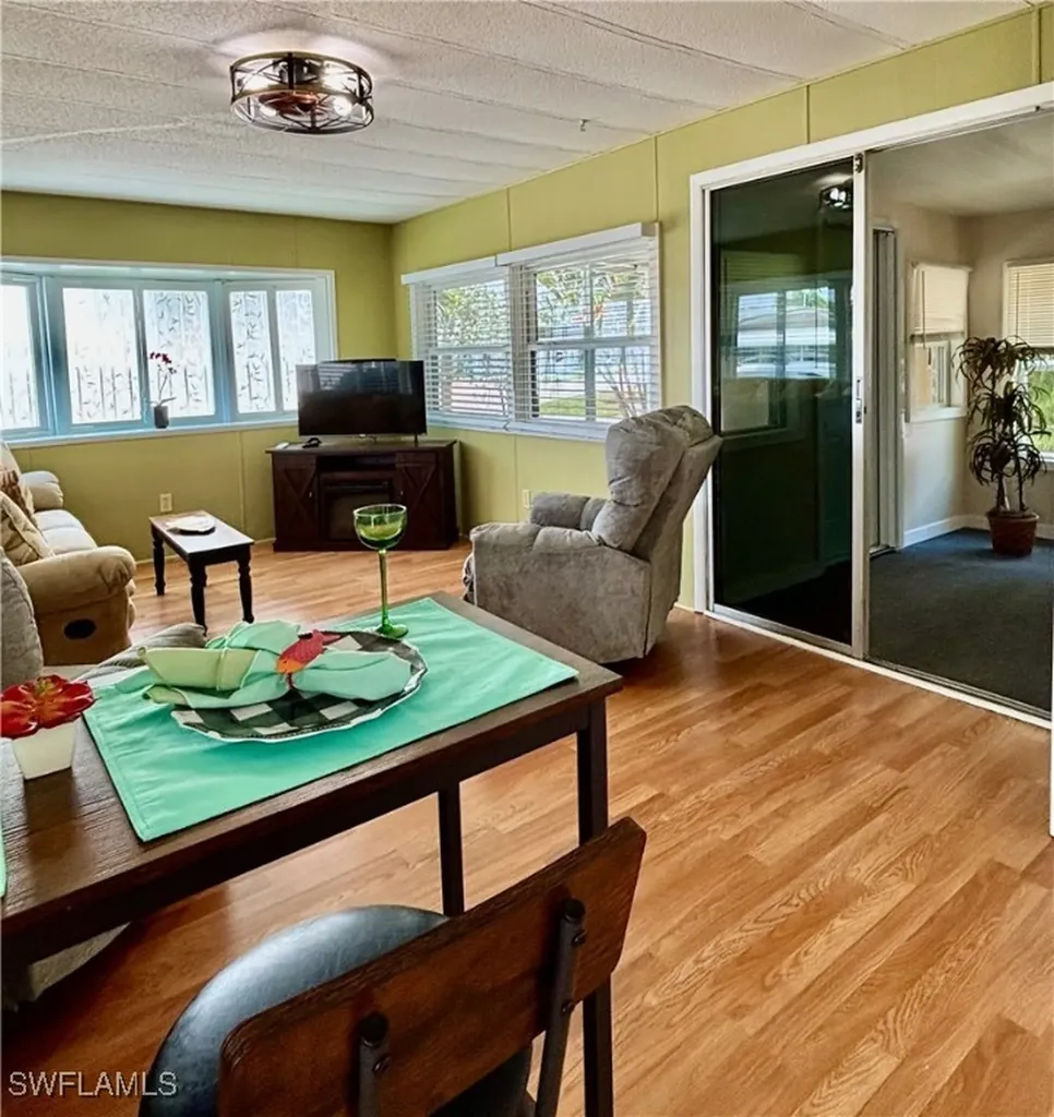 211 Shrub Lane N North Fort Myers FL 33917