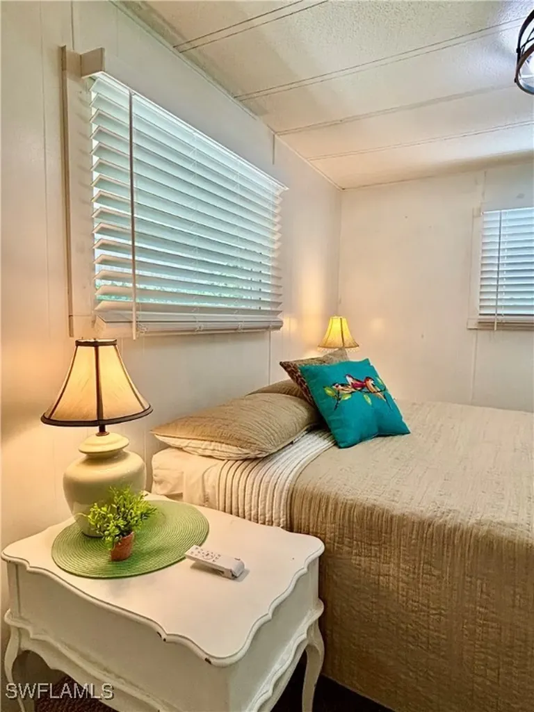 211 Shrub Lane N North Fort Myers FL 33917