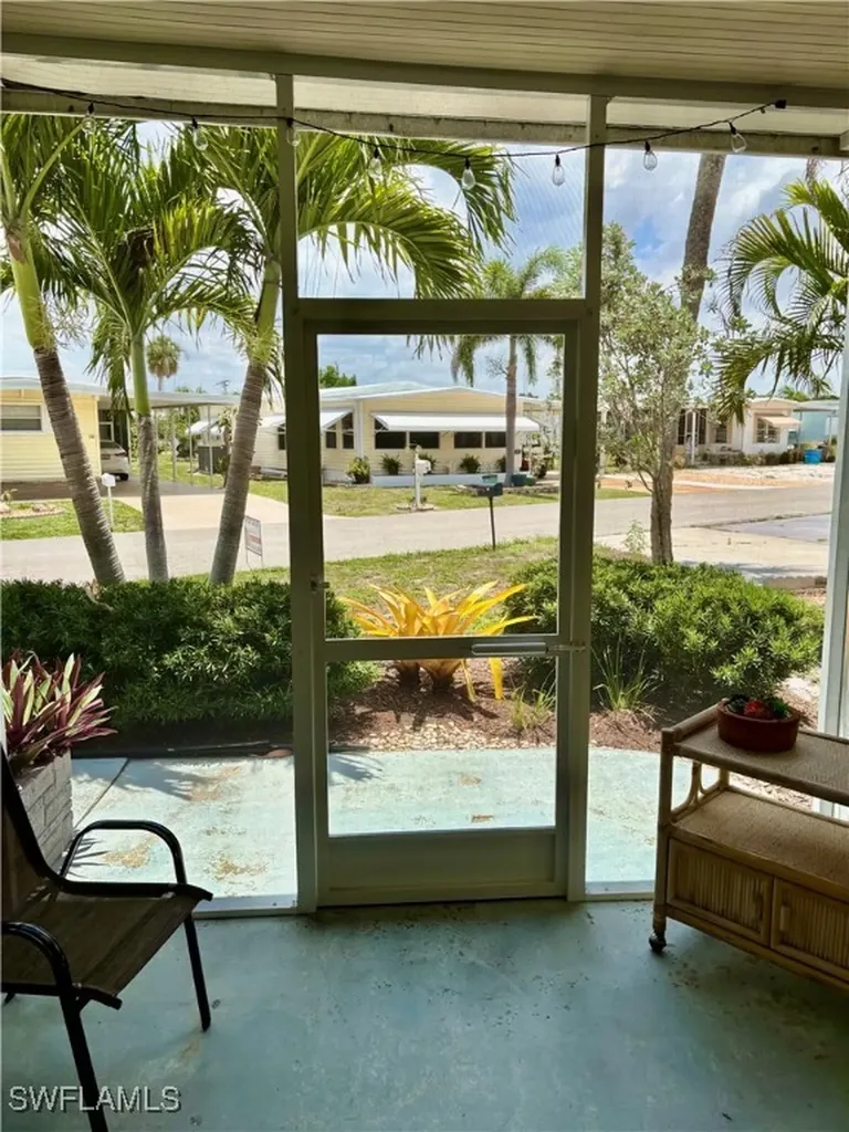 211 Shrub Lane N North Fort Myers FL 33917