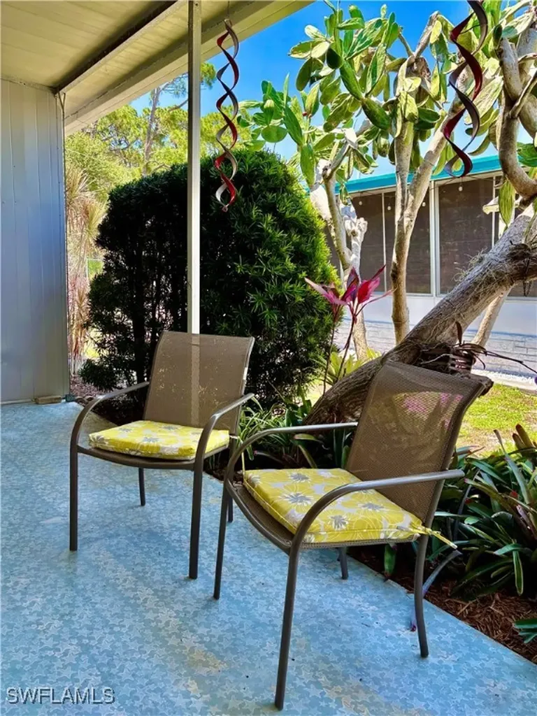 211 Shrub Lane N North Fort Myers FL 33917