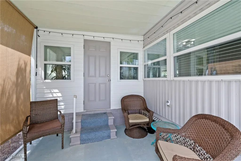 211 Shrub Lane N North Fort Myers FL 33917