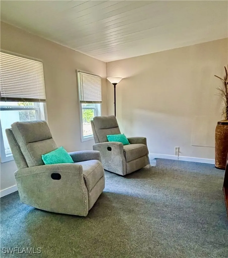 211 Shrub Lane N North Fort Myers FL 33917