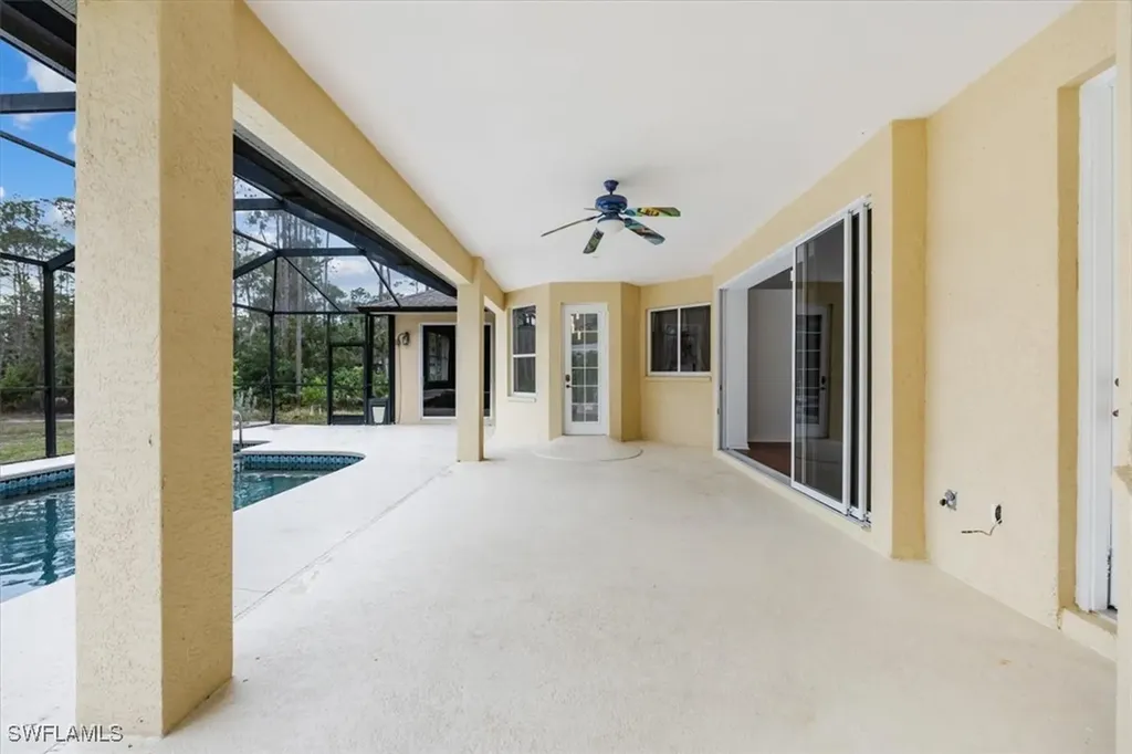 4240 3rd Avenue NW Naples FL 34119