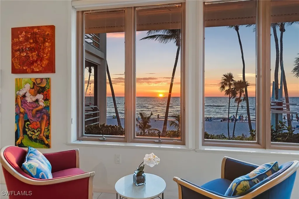 30 3rd Avenue S Naples FL 34102