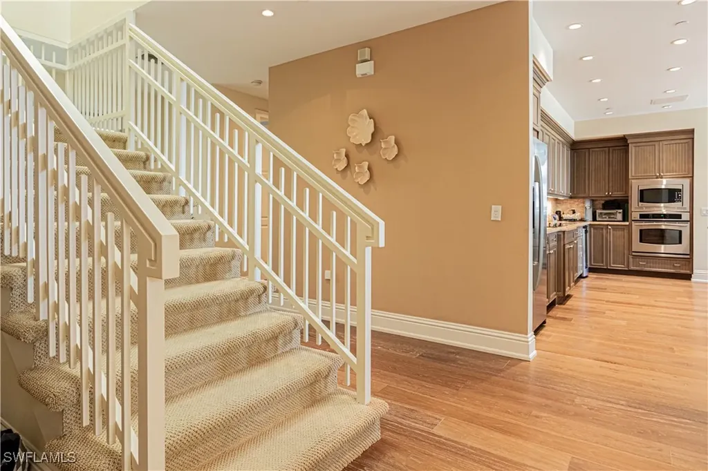 1001 10th Avenue S Naples FL 34102