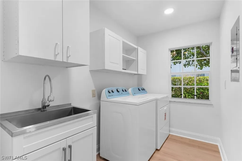 6835 San Marino Drive Naples FL 34108