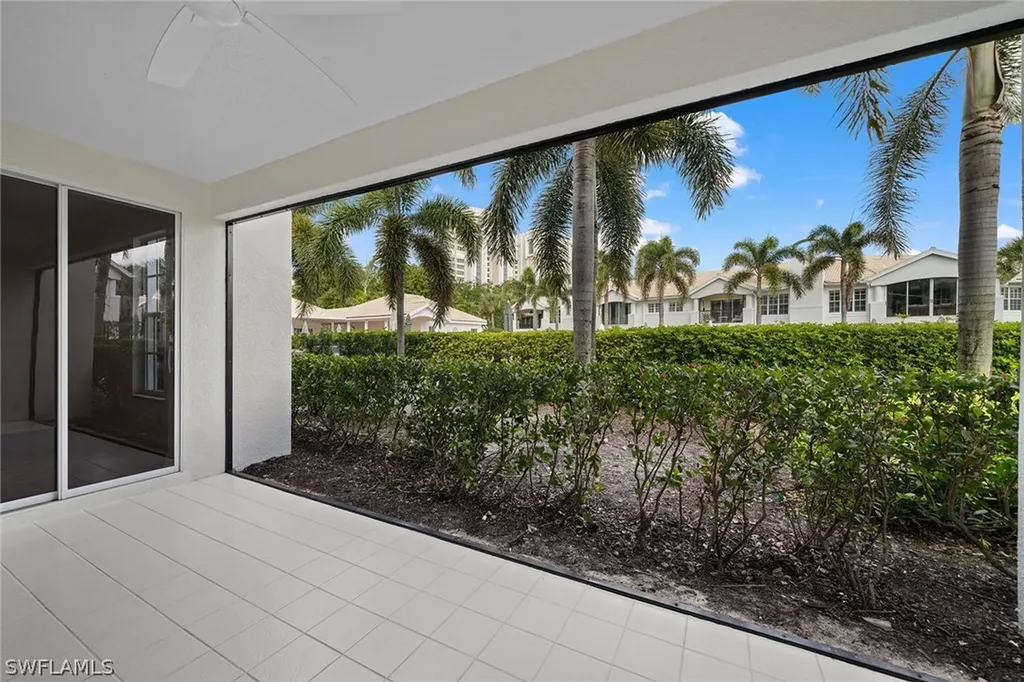 6835 San Marino Drive Naples FL 34108