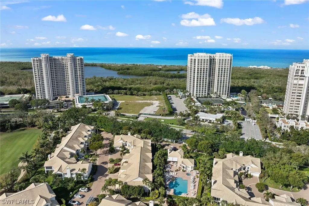 6835 San Marino Drive Naples FL 34108