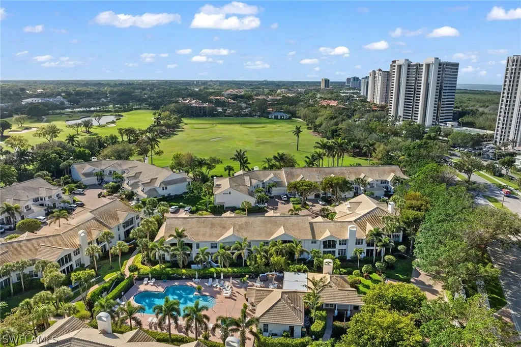 6835 San Marino Drive Naples FL 34108