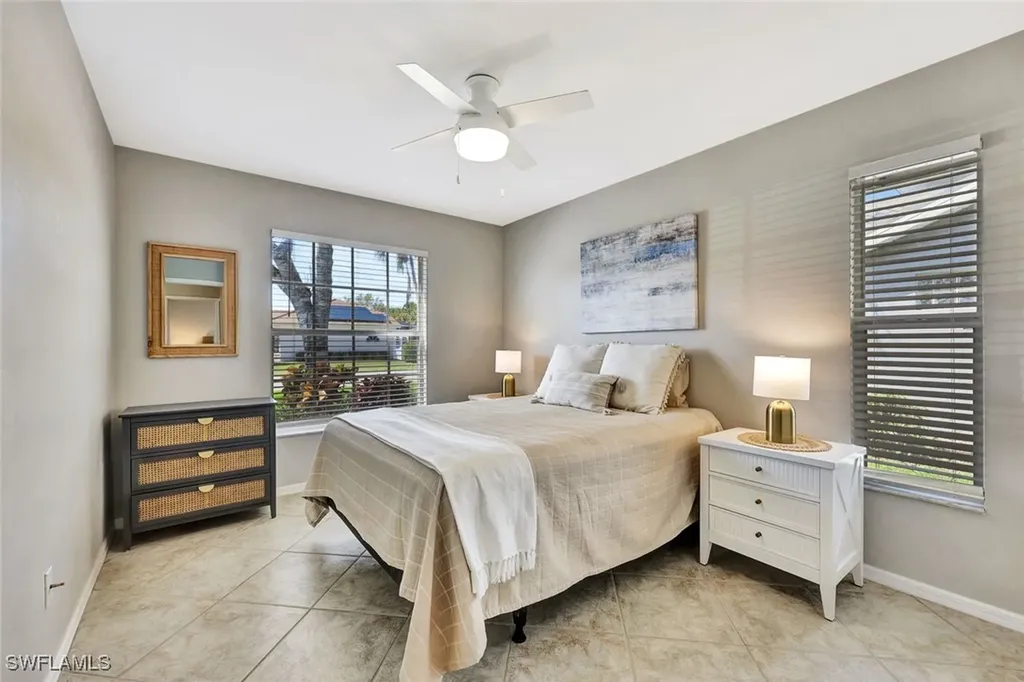 10898 Longshore Way W Naples FL 34119