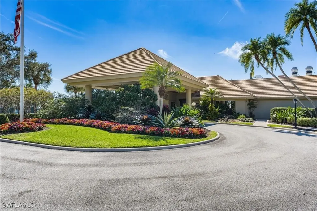 10898 Longshore Way W Naples FL 34119