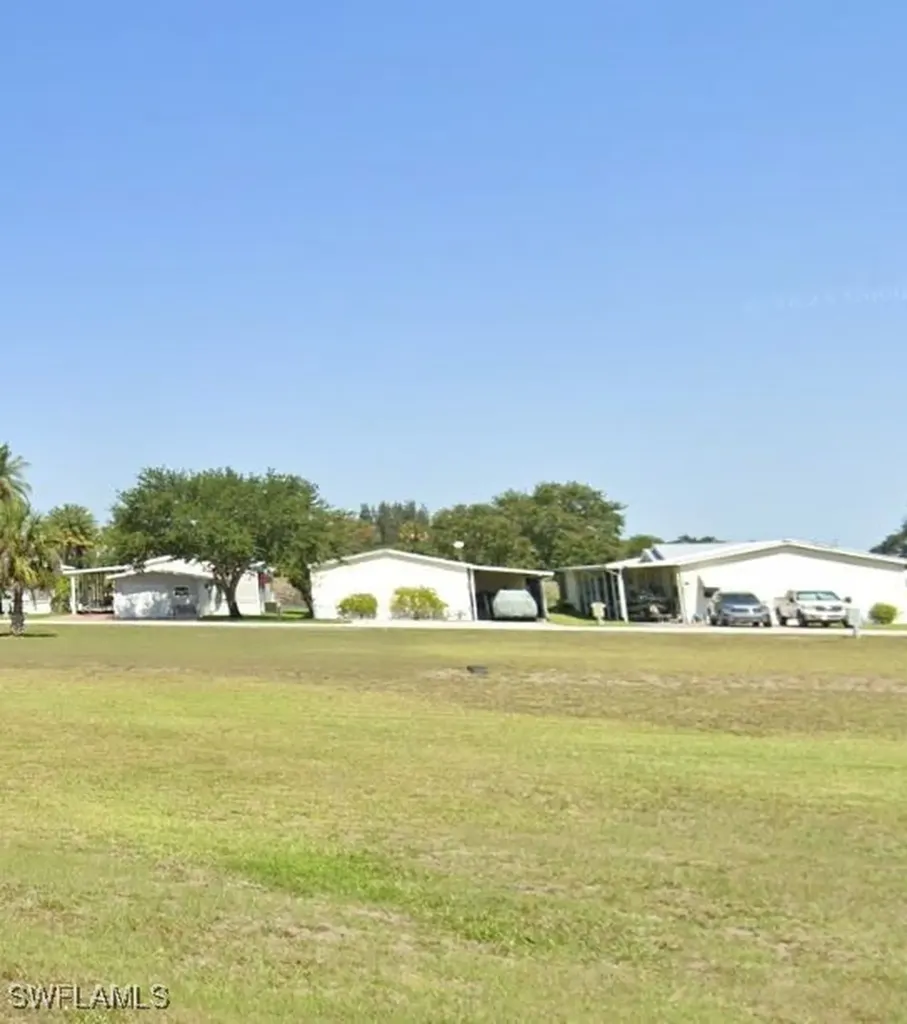 812 Big Branch Lane Moore Haven FL 33935