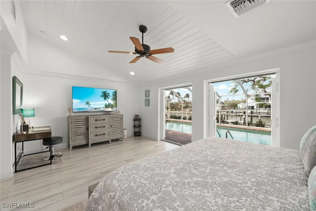 821 Lindgren Boulevard Sanibel FL 33957