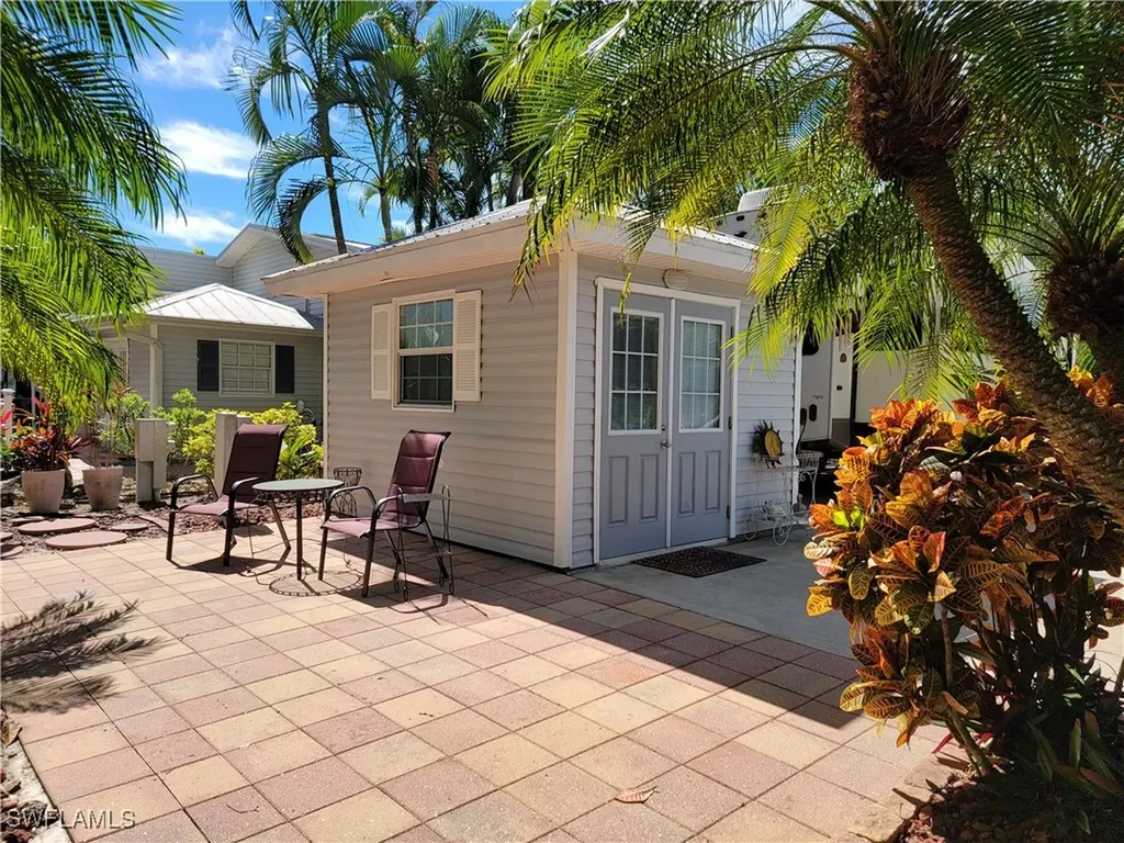 5761 Brightwood Drive Fort Myers FL 33905