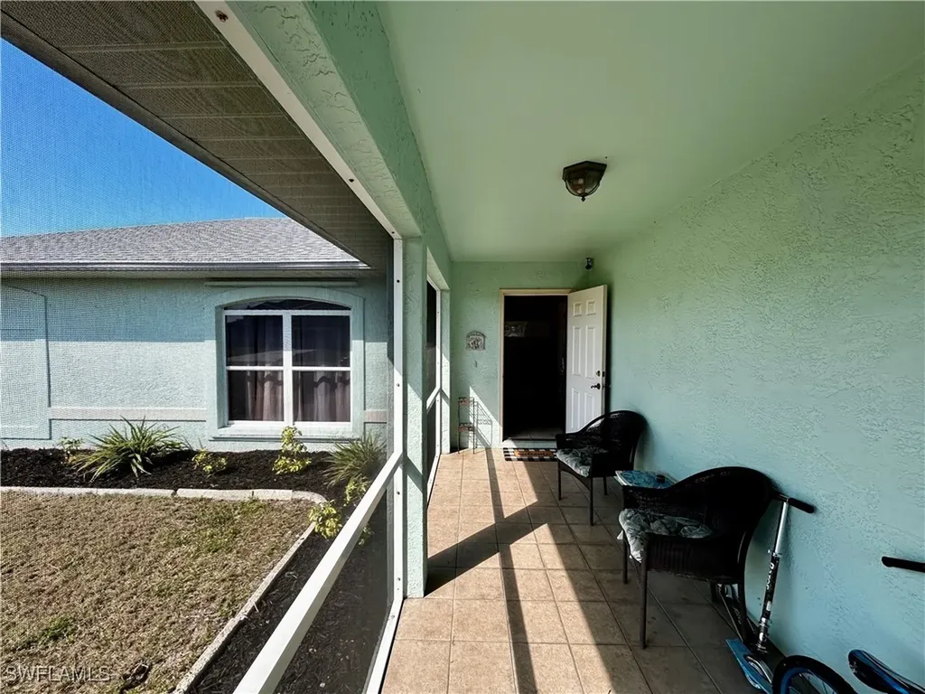 2307 SW 21st Terrace Cape Coral FL 33991