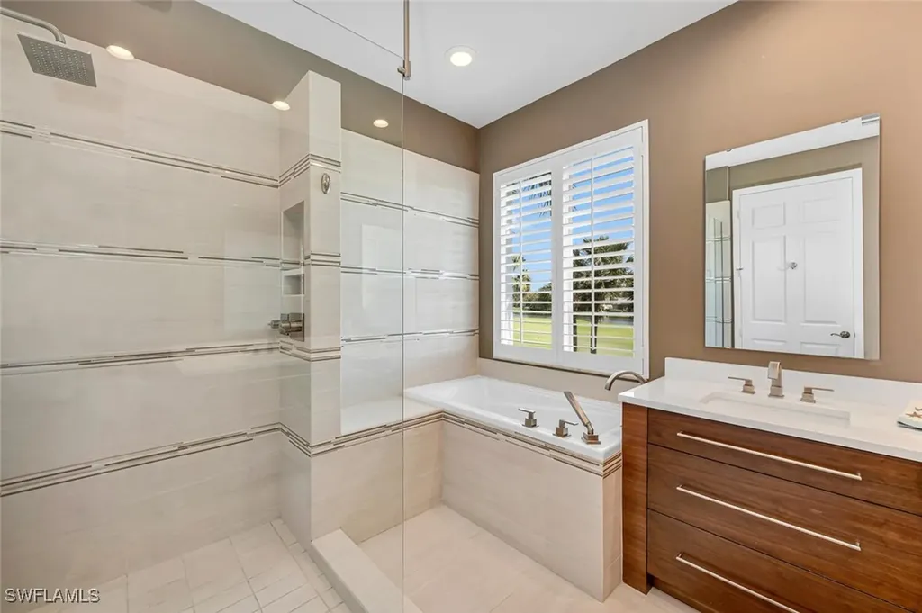 1540 Clermont Drive Naples FL 34109