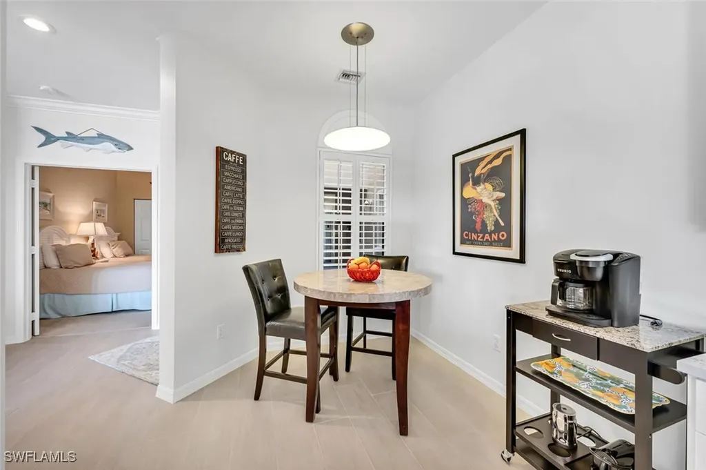 1540 Clermont Drive Naples FL 34109