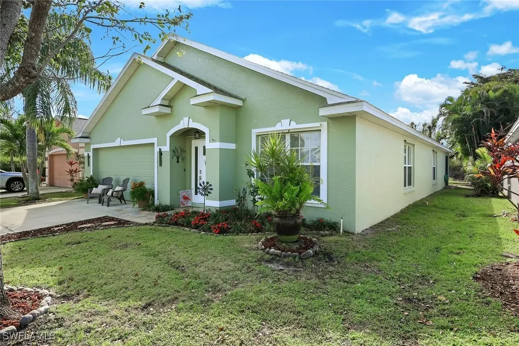 8937 Fawn Ridge Drive Fort Myers FL 33912