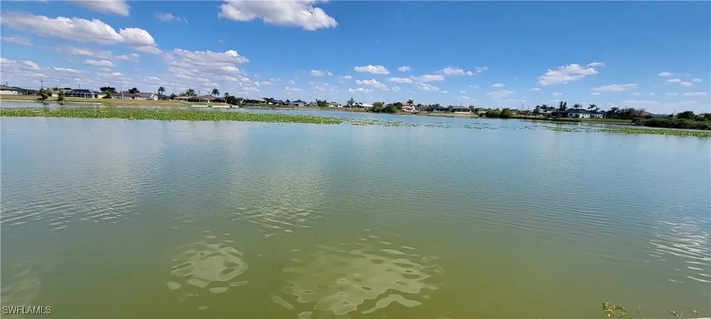 1147 NW 4th Avenue Cape Coral FL 33993