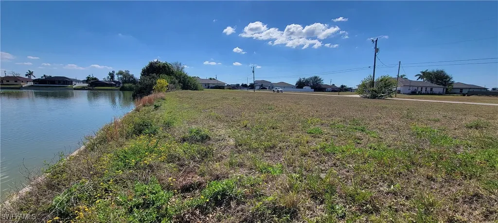 1147 NW 4th Avenue Cape Coral FL 33993