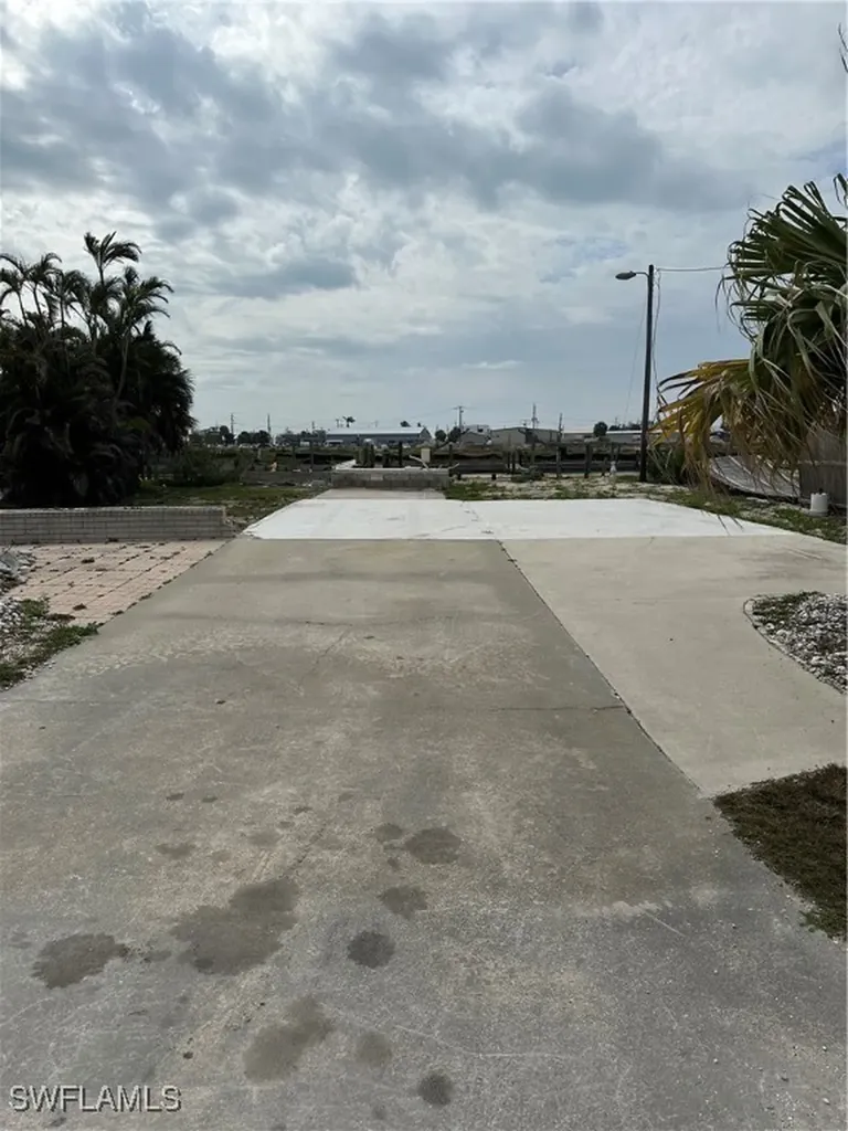 829 Oak Street Fort Myers Beach FL 33931