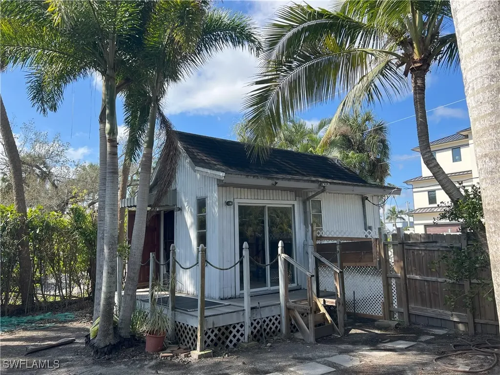 27540-27544 Big Bend Road Bonita Springs FL 34134