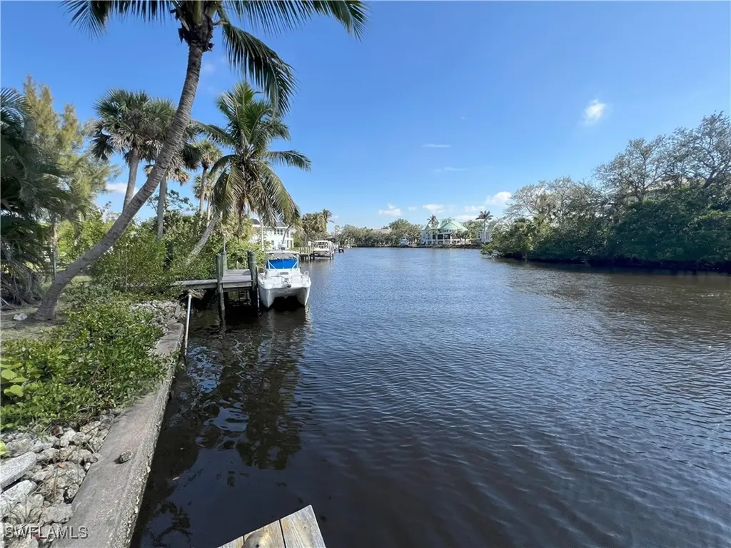 27540-27544 Big Bend Road Bonita Springs FL 34134