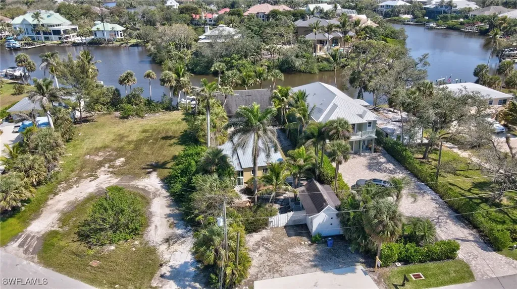 27540-27544 Big Bend Road Bonita Springs FL 34134