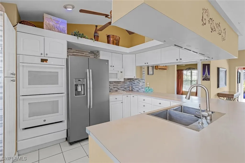 1518 SW 52nd Terrace Cape Coral FL 33914