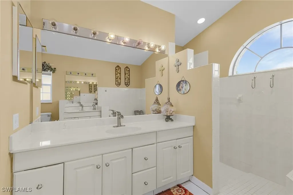 1518 SW 52nd Terrace Cape Coral FL 33914