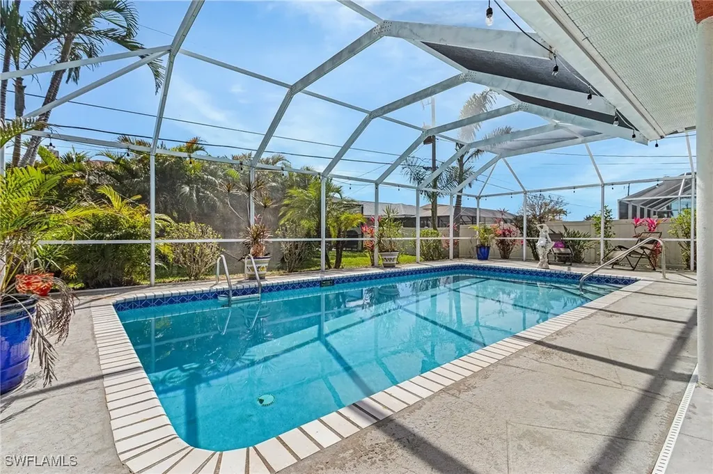 1518 SW 52nd Terrace Cape Coral FL 33914