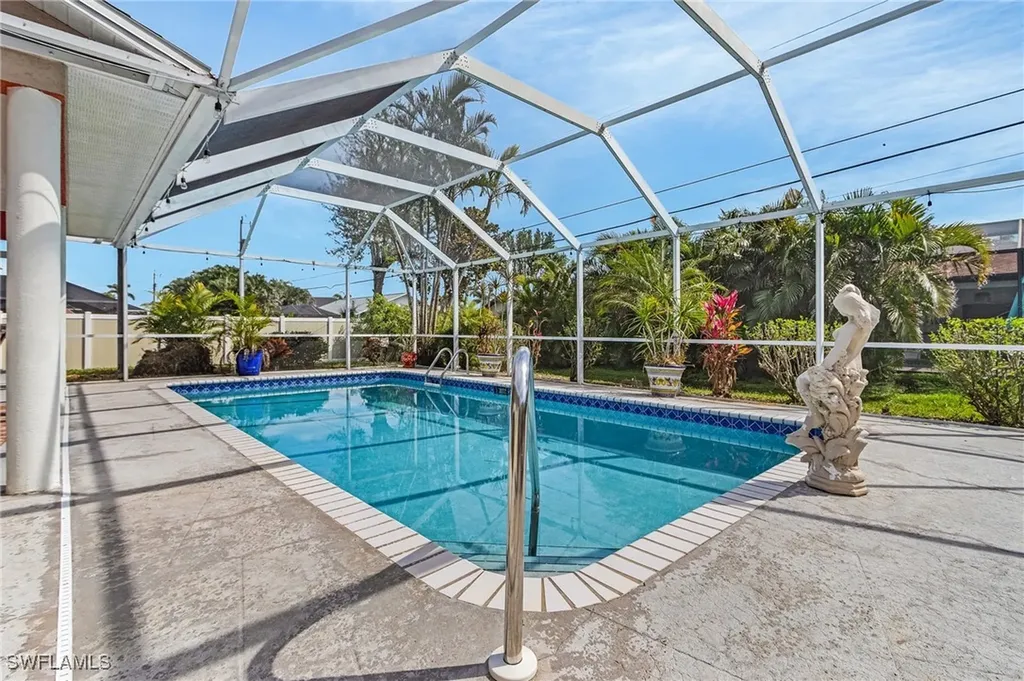 1518 SW 52nd Terrace Cape Coral FL 33914