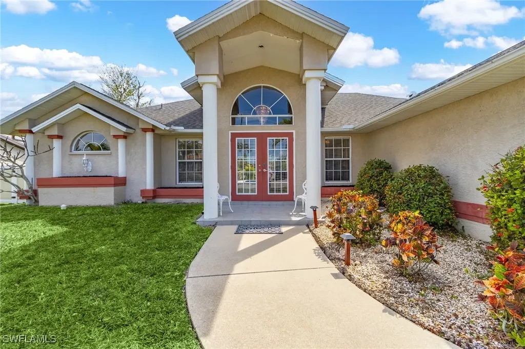 1518 SW 52nd Terrace Cape Coral FL 33914