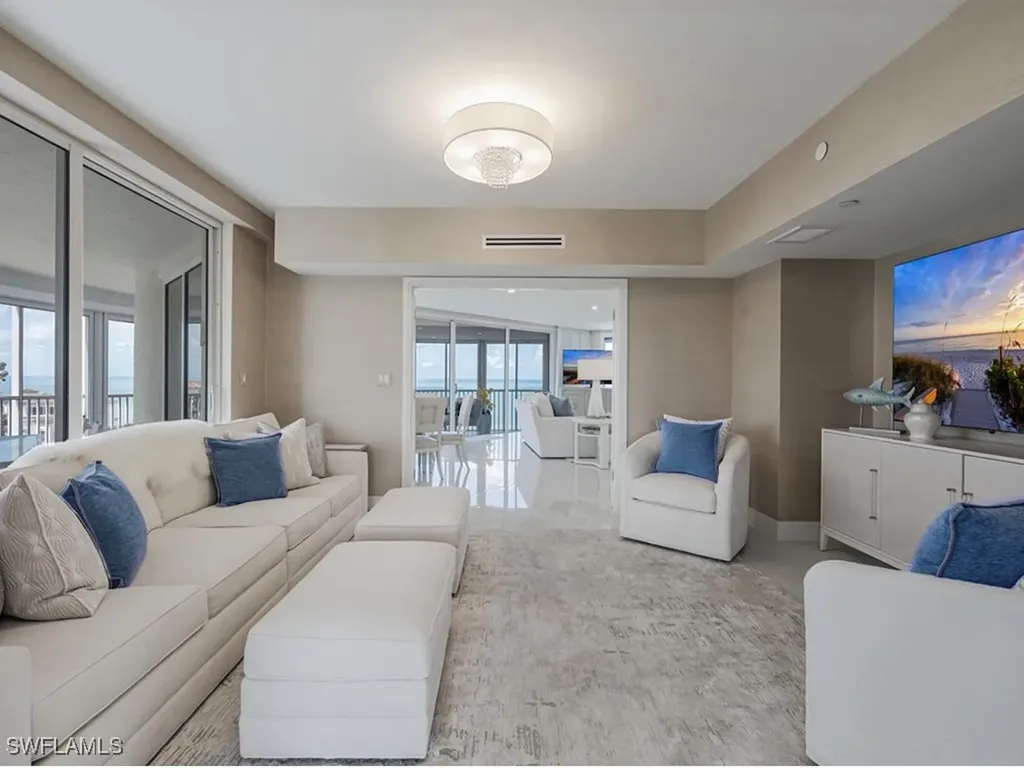 8111 Bay Colony Drive Naples FL 34108