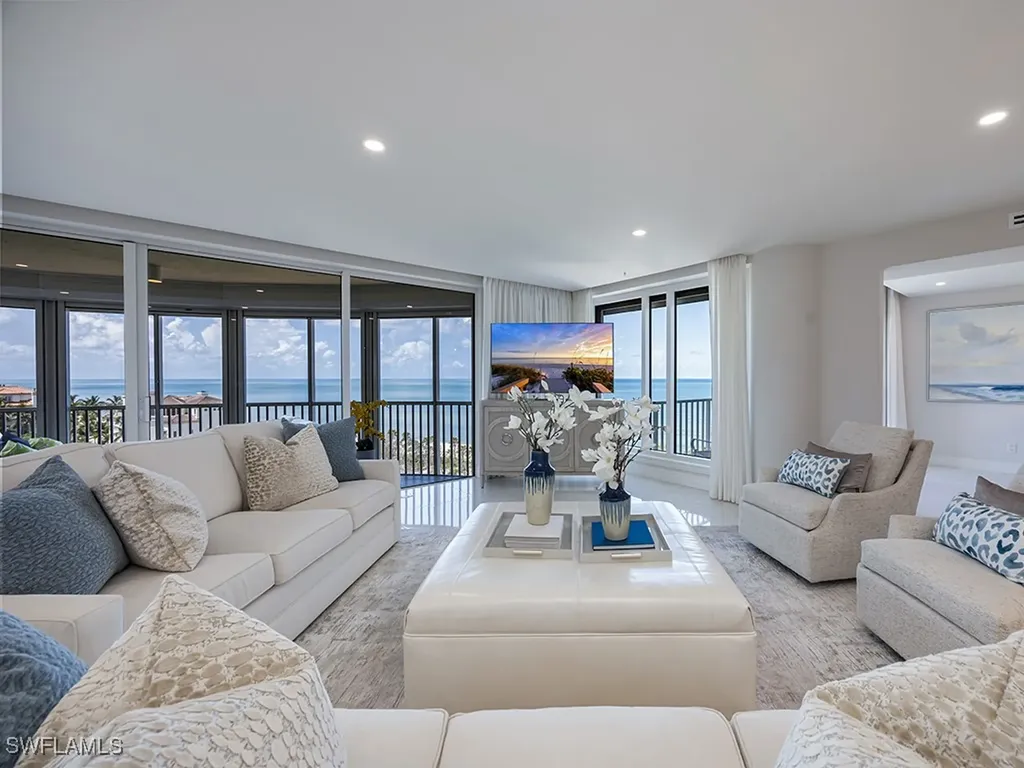 8111 Bay Colony Drive Naples FL 34108