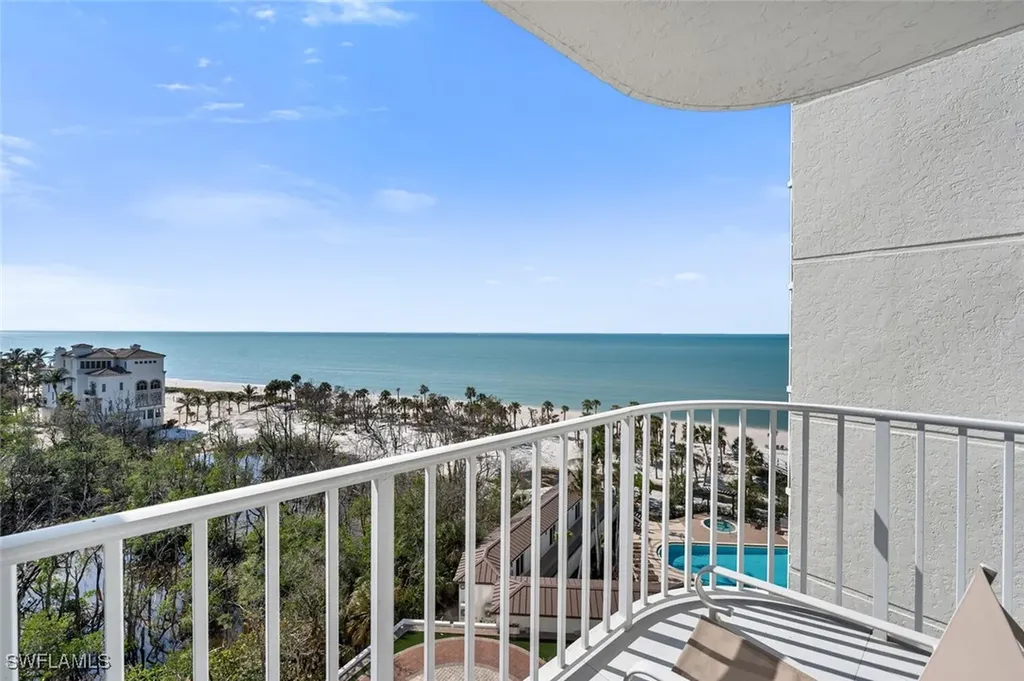 8111 Bay Colony Drive Naples FL 34108