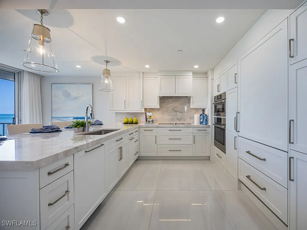 8111 Bay Colony Drive Naples FL 34108