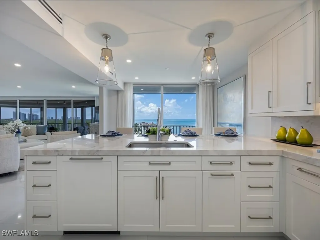 8111 Bay Colony Drive Naples FL 34108