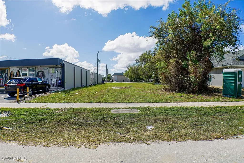 1928 Jefferson Avenue Fort Myers FL 33901