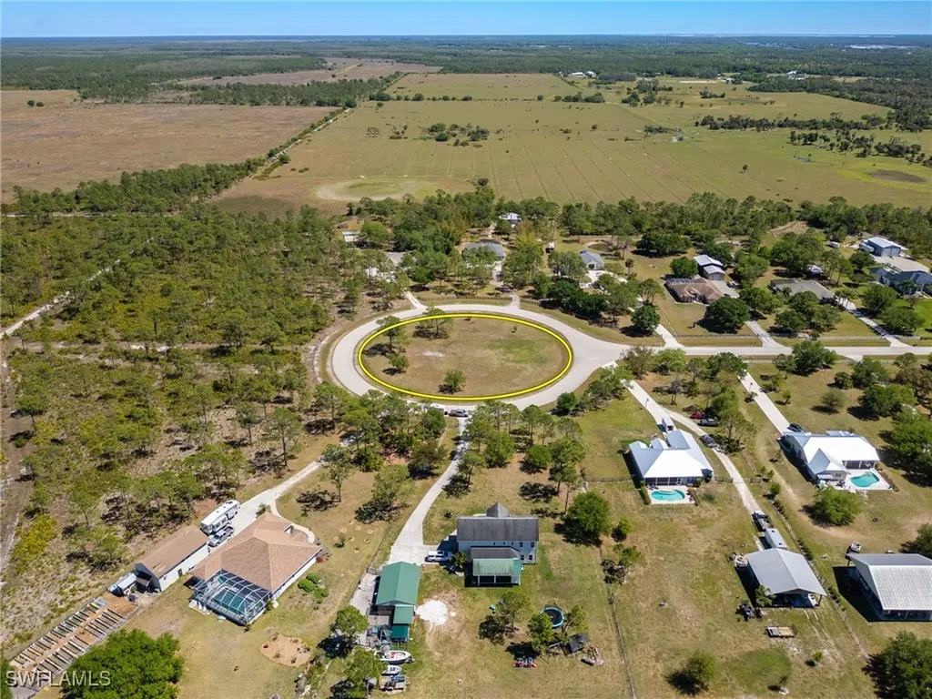 18999 River Estates Lane Alva FL 33920