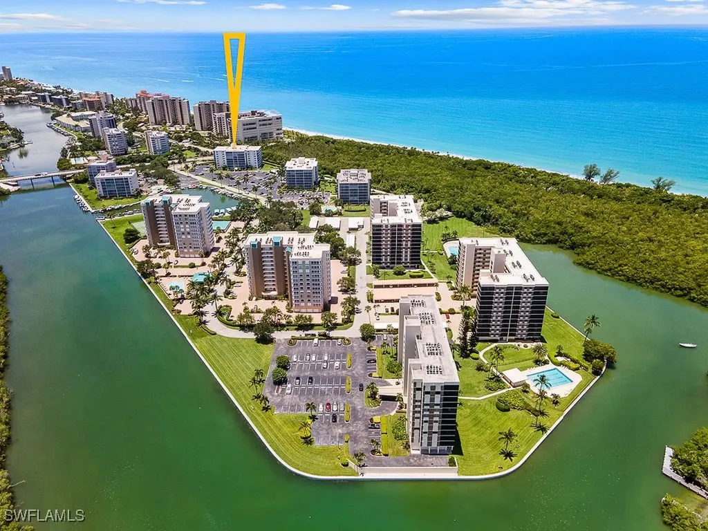 3 Bluebill Avenue Naples FL 34108